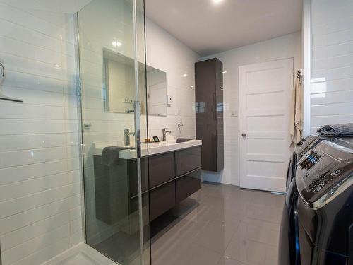 Salle de bains - 2340 Rue De La Commune, Drummondville, QC - Indoor Photo Showing Bathroom