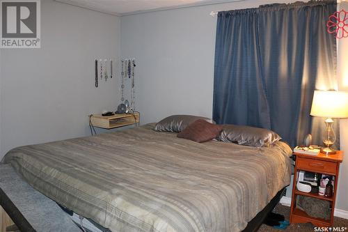 25 Burgess Street, Fleming, SK - Indoor Photo Showing Bedroom
