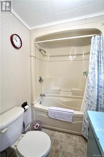 50 Hannah Road, Dufferin, NB - Indoor Photo Showing Bathroom