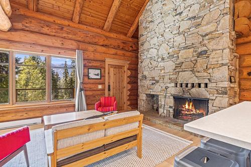 462 Ottoson Road, Golden, BC - Indoor Photo Showing Living Room With Fireplace