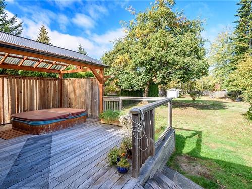 156 Lennea Pl, Campbell River, BC - Outdoor With Deck Patio Veranda