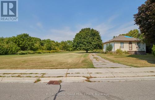 24 Albert Street, Clarington (Bowmanville), ON 