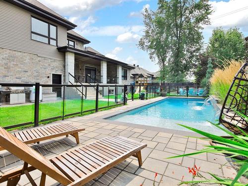 Terrasse - 3871 Rue Dugué, Longueuil (Saint-Hubert), QC - Outdoor With In Ground Pool