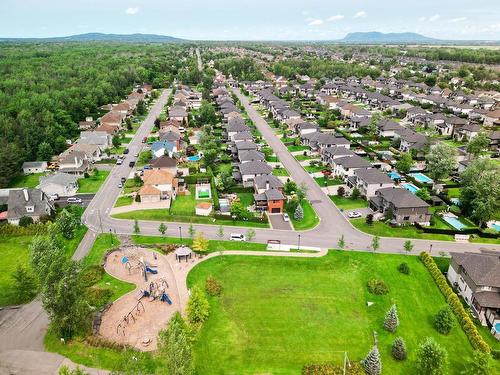 Aerial photo - 3871 Rue Dugué, Longueuil (Saint-Hubert), QC - Outdoor With View