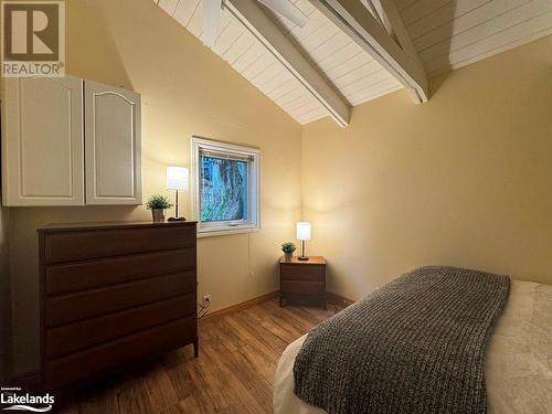1014 Twilight Close Road, Dorset, ON - Indoor Photo Showing Bedroom