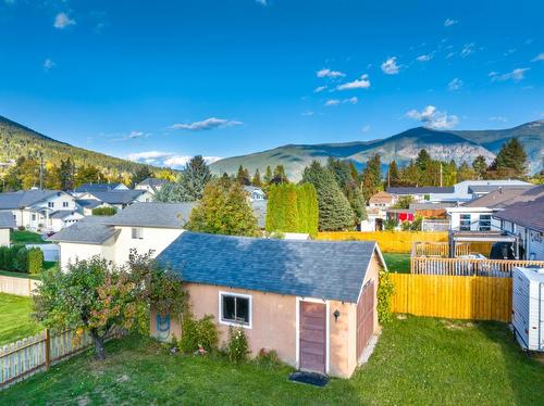 1906 Ash Street, Creston, BC - Outdoor With View
