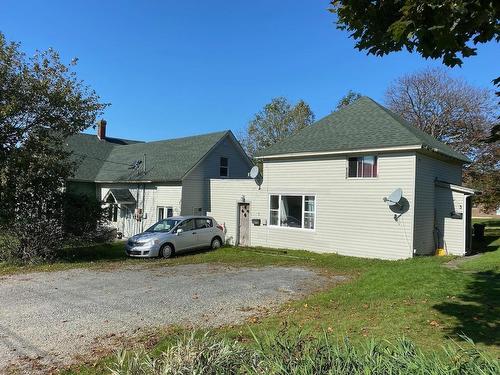 663 Main Street, Yarmouth, NS 