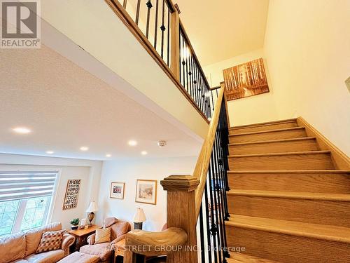 19 Kester Court, East Gwillimbury, ON - Indoor Photo Showing Other Room