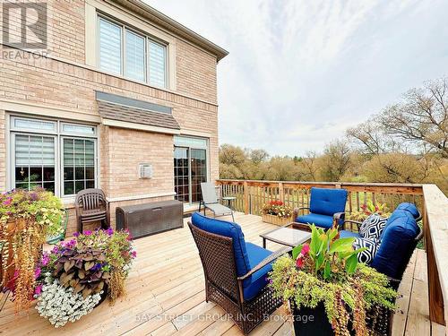 19 Kester Court, East Gwillimbury, ON - Outdoor With Deck Patio Veranda With Exterior