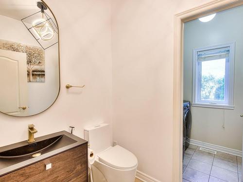 Powder room - 280 Boul. De Fontainebleau, Blainville, QC - Indoor Photo Showing Bathroom