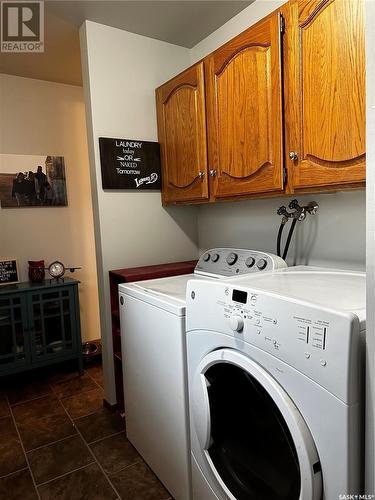 301 Torbay Street, Torquay, SK - Indoor Photo Showing Laundry Room