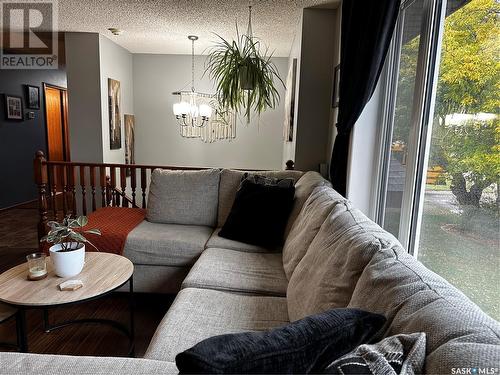 301 Torbay Street, Torquay, SK - Indoor Photo Showing Living Room
