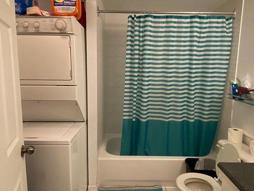 Bathroom - 6228  - 6236 Rue D'Aragon, Montréal (Le Sud-Ouest), QC - Indoor Photo Showing Laundry Room