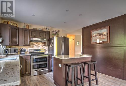 2611 Highway 6, Lumby, BC - Indoor Photo Showing Kitchen