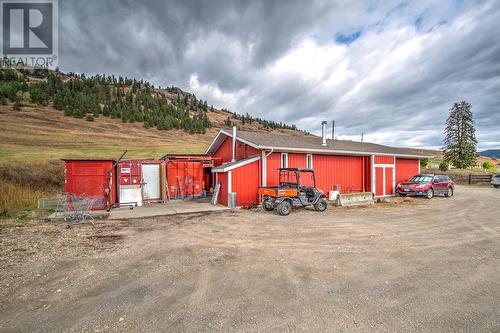 2611 Highway 6, Lumby, BC - Outdoor