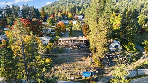 2424 Crawford Street, Creston, BC - Outdoor With View