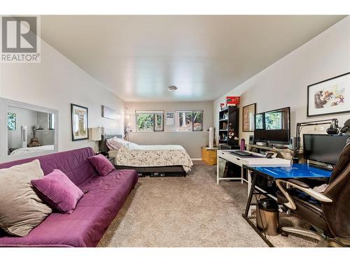 3961 20 Avenue Se, Salmon Arm, BC - Indoor Photo Showing Bedroom