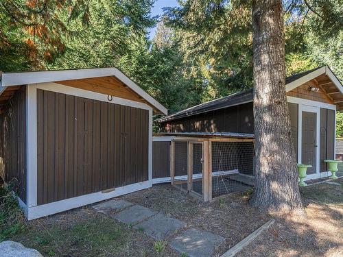 3566 Hidden Oaks Cres, Cobble Hill, BC - Outdoor With Exterior