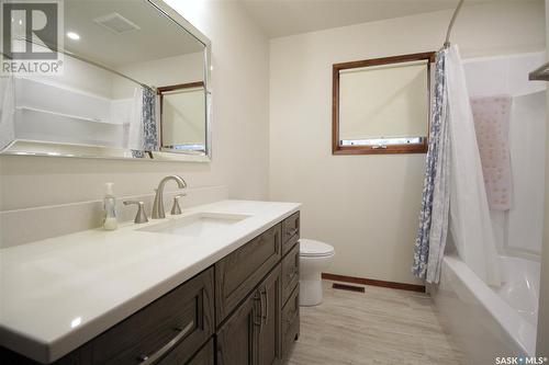 217 4Th Avenue, Whitewood, SK - Indoor Photo Showing Bathroom