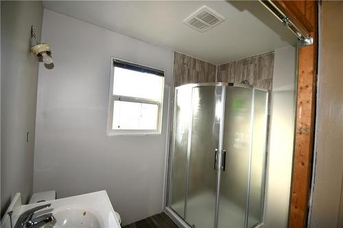 955 St Clare Street, Birtle, MB - Indoor Photo Showing Bathroom