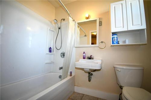 955 St Clare Street, Birtle, MB - Indoor Photo Showing Bathroom
