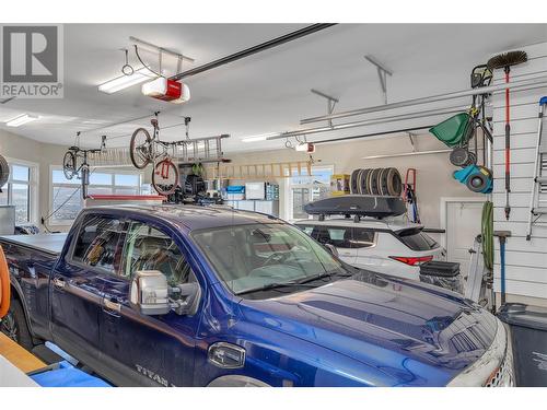 1813 Diamond View Drive, West Kelowna, BC - Indoor Photo Showing Garage