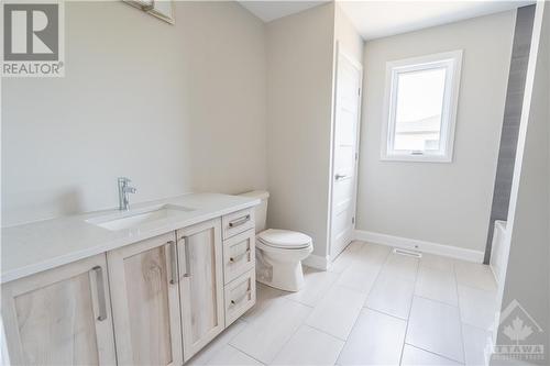 766 Walton Street, Cornwall, ON - Indoor Photo Showing Bathroom