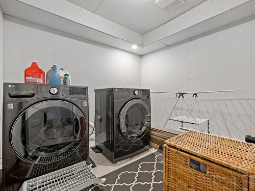 Laundry room - 171Z Carré Denise-Pelletier, Terrebonne (Terrebonne), QC - Indoor Photo Showing Laundry Room