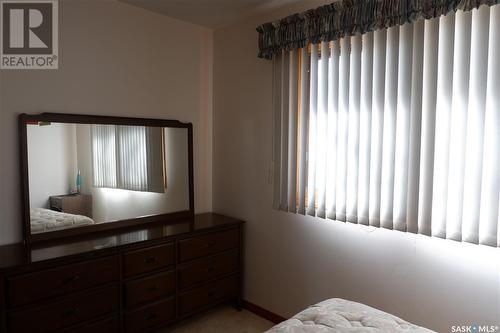 517 3Rd Avenue E, Assiniboia, SK - Indoor Photo Showing Bedroom