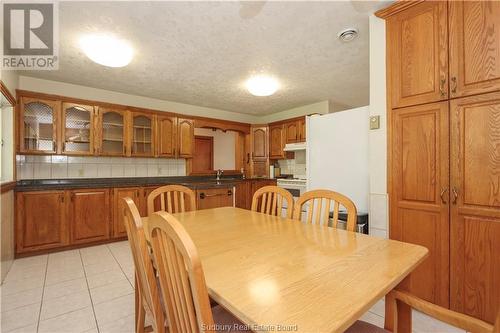 647 Kirkwood Drive, Sudbury, ON - Indoor Photo Showing Dining Room