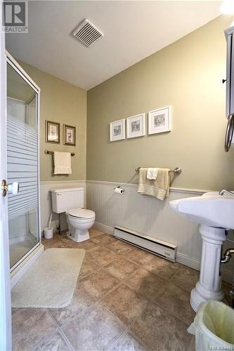 152 Brunswick Street, St George, NB - Indoor Photo Showing Bathroom