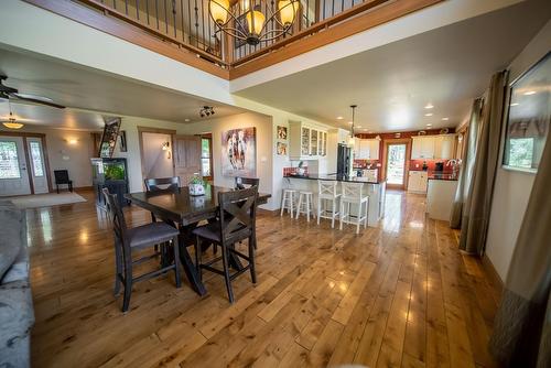 9656 Clearview Road, Cranbrook, BC - Indoor Photo Showing Dining Room