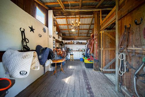 9656 Clearview Road, Cranbrook, BC - Indoor Photo Showing Basement