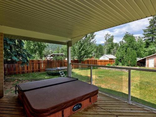 245 Phillips Road, Clearwater, BC - Outdoor With Backyard
