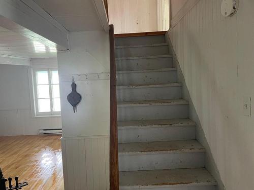 Escalier - 107 Rg Du Petit-Bois, Pierreville, QC - Indoor Photo Showing Other Room