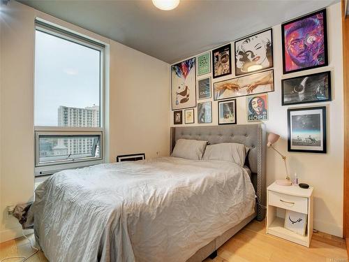 801-989 Johnson St, Victoria, BC - Indoor Photo Showing Bedroom