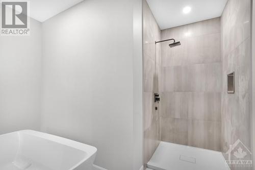 23 Sarah Street, Casselman, ON - Indoor Photo Showing Bathroom