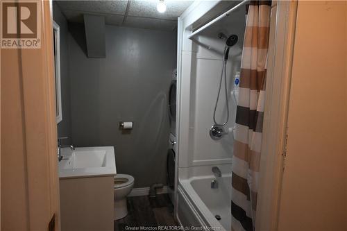 12 Notre Dame, Saint-Louis-De-Kent, NB - Indoor Photo Showing Bathroom