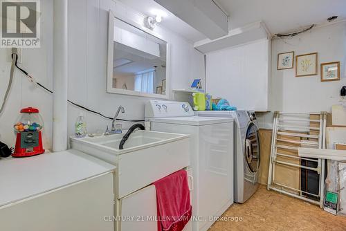 6872 Darcel Ave, Mississauga, ON - Indoor Photo Showing Laundry Room