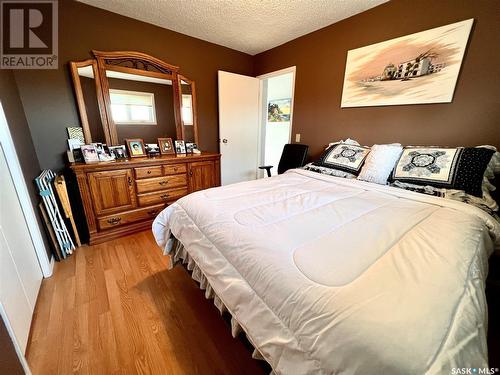 312 1St Avenue, Mervin, SK - Indoor Photo Showing Bedroom