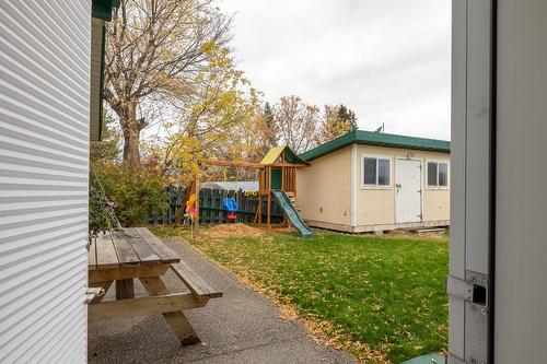 814 13Th Street, Invermere, BC - Outdoor With Exterior
