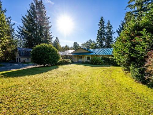 1185 Merecroft Rd, Campbell River, BC - Outdoor