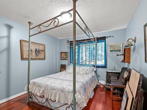 1185 Merecroft Rd, Campbell River, BC - Indoor Photo Showing Bedroom