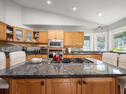 1185 Merecroft Rd, Campbell River, BC - Indoor Photo Showing Kitchen