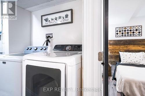 27 Sunnidale Rd S, Wasaga Beach, ON - Indoor Photo Showing Laundry Room