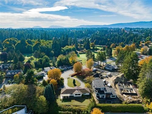 441 Memorial Ave, Qualicum Beach, BC - Outdoor With View