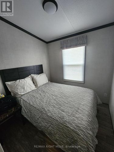 2612 Victoria Rd, Kawartha Lakes, ON - Indoor Photo Showing Bedroom