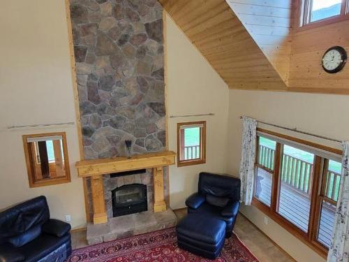 2200 Yellowhead Highway S, Clearwater, BC - Indoor Photo Showing Living Room With Fireplace
