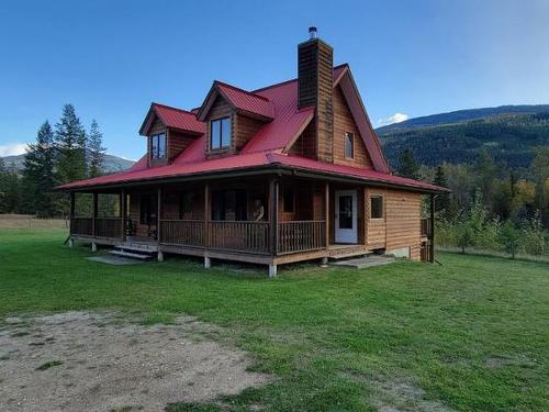 2200 Yellowhead Highway S, Clearwater, BC - Outdoor With Deck Patio Veranda