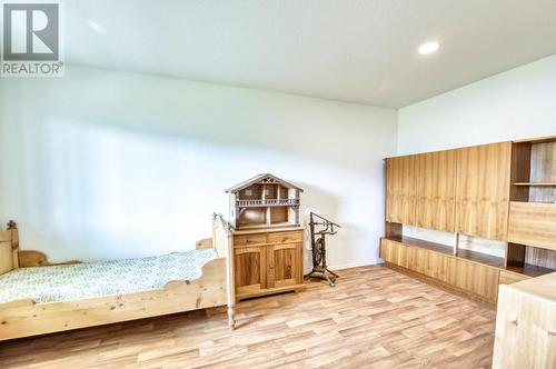 3251 41St Street, Osoyoos, BC - Indoor Photo Showing Bedroom
